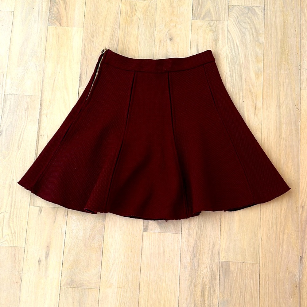Zara, short bell skirt, burgundy color